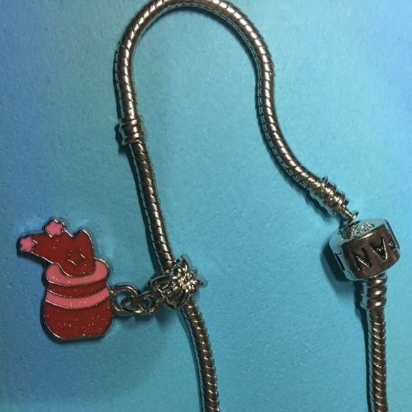 Aquarius Charm - Picture 4 of 5